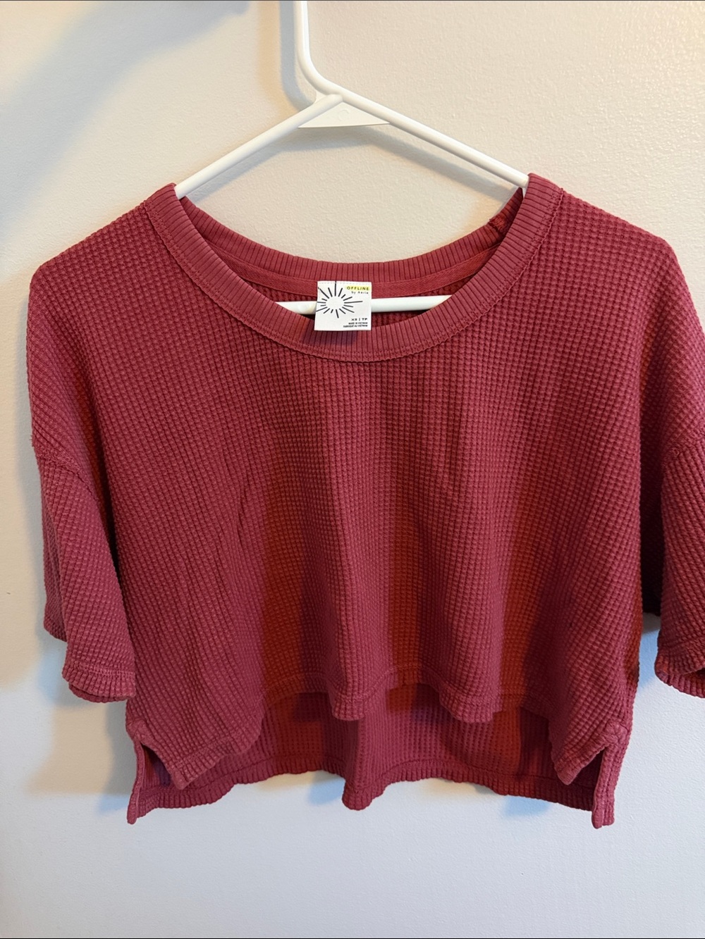 Women's Cropped Waffle Knit Top - Burgundy